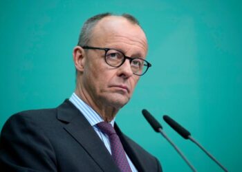 Friedrich Merz, leader of the Christian Democratic Union (CDU), talks to the media during a press conference in Berlin, Germany, Monday, March, 3, 2025. (AP Photo/Ebrahim Noroozi)